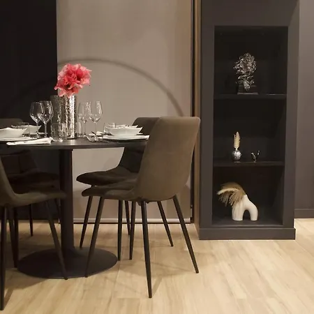 Azulis Terme 1 - Luxury Renovated In Center With Garden Appartamento Olbia