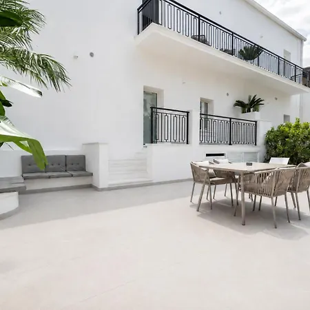 Delleterme 1 - 1br With Garden, - Sardinia Апартаменти Ольбія
